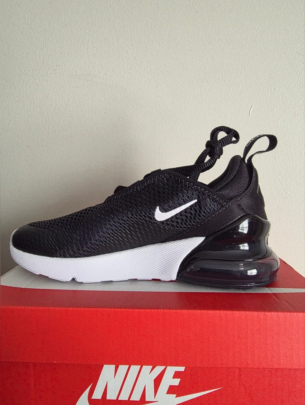 Nike Air Max 270 PS Size 1 Youth New With Box